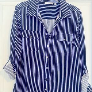 Like new blue and white stripe women’s shirt size large